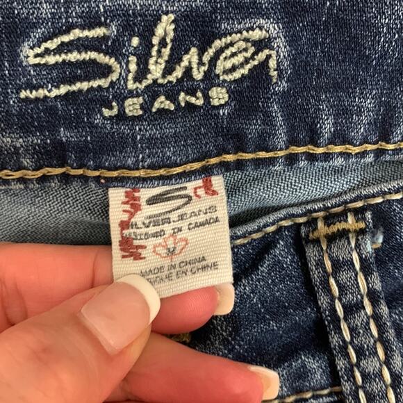 Silver Jeans Suki Surplus Thick Stitched Back Flap Pockets Boot Cut Jeans - Picture 2 of 9